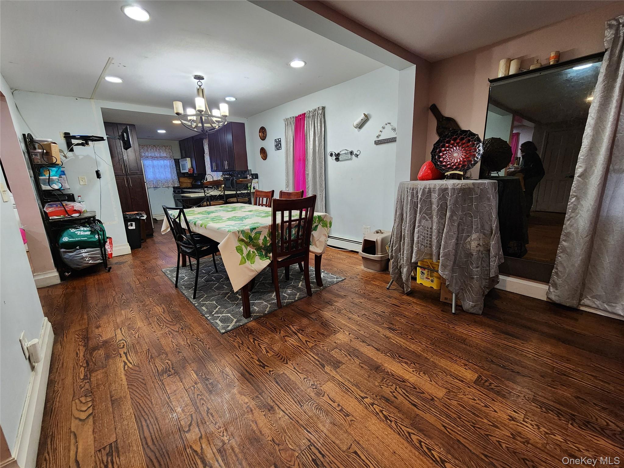 #8 photo, 202-12 100th Avenue, 뉴욕퀸즈 Hollis , NY 11423