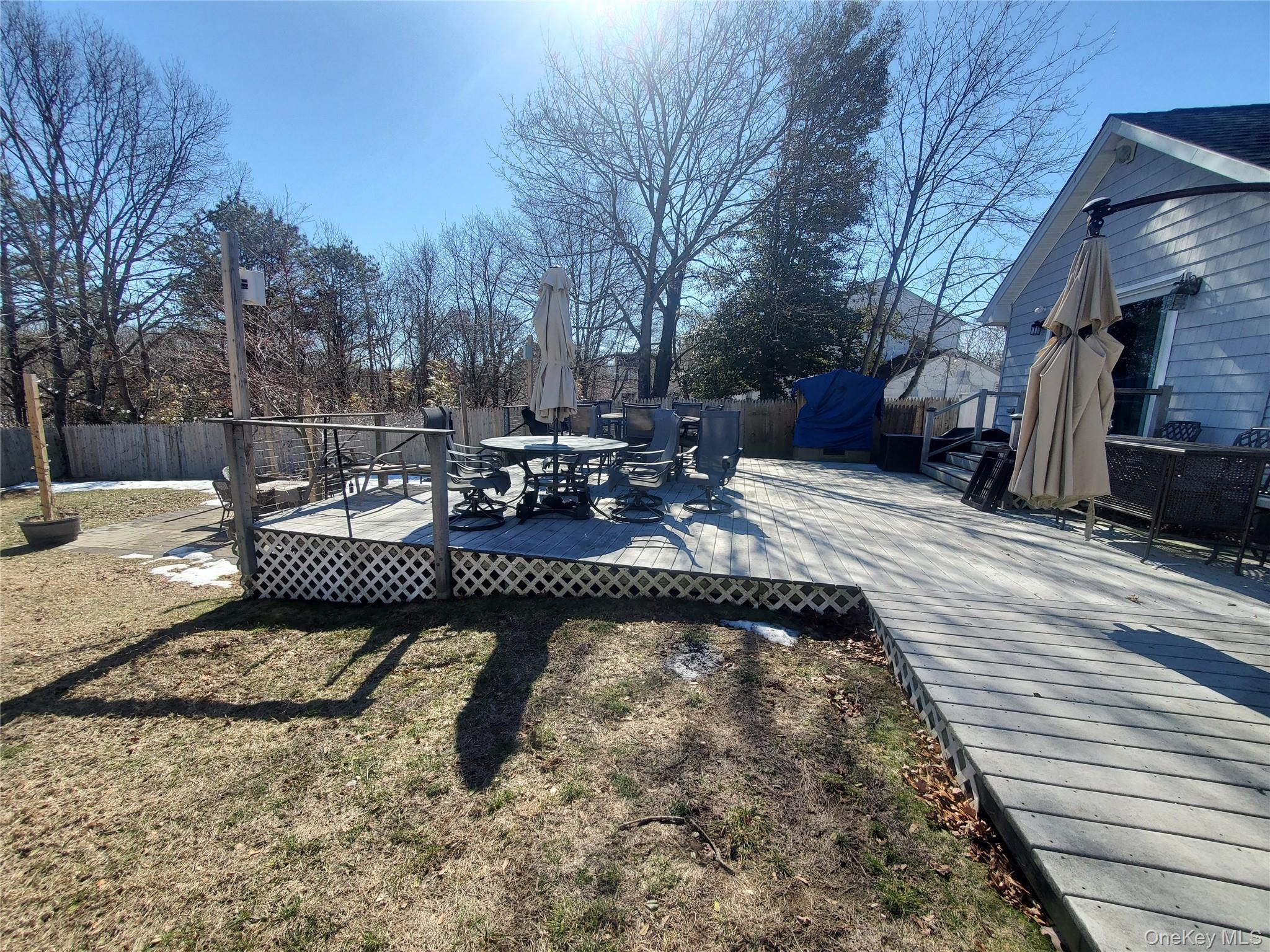 #13 photo, 98 Fawn Lane, South Setauket , NY 11720