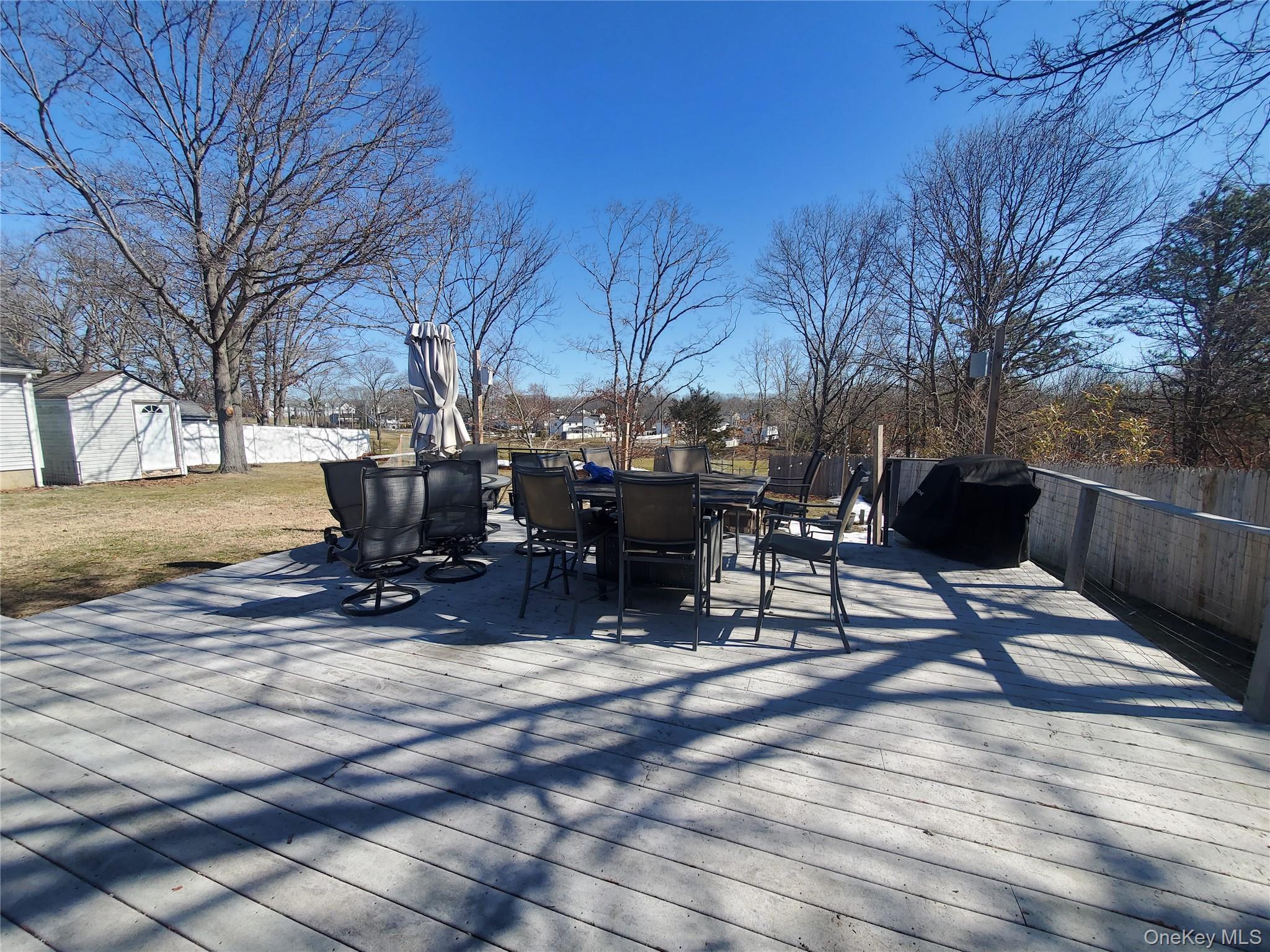 #14 photo, 98 Fawn Lane, South Setauket , NY 11720