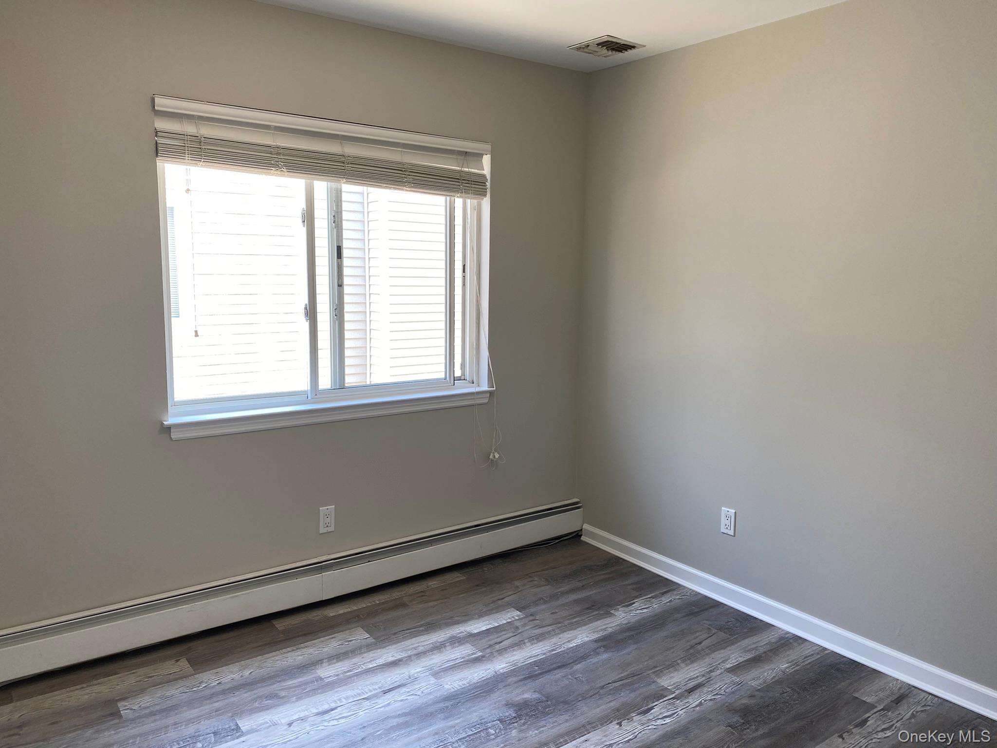 #10 photo, 148B Jefferson Avenue, 롱 아일랜드 Mineola , NY 11501