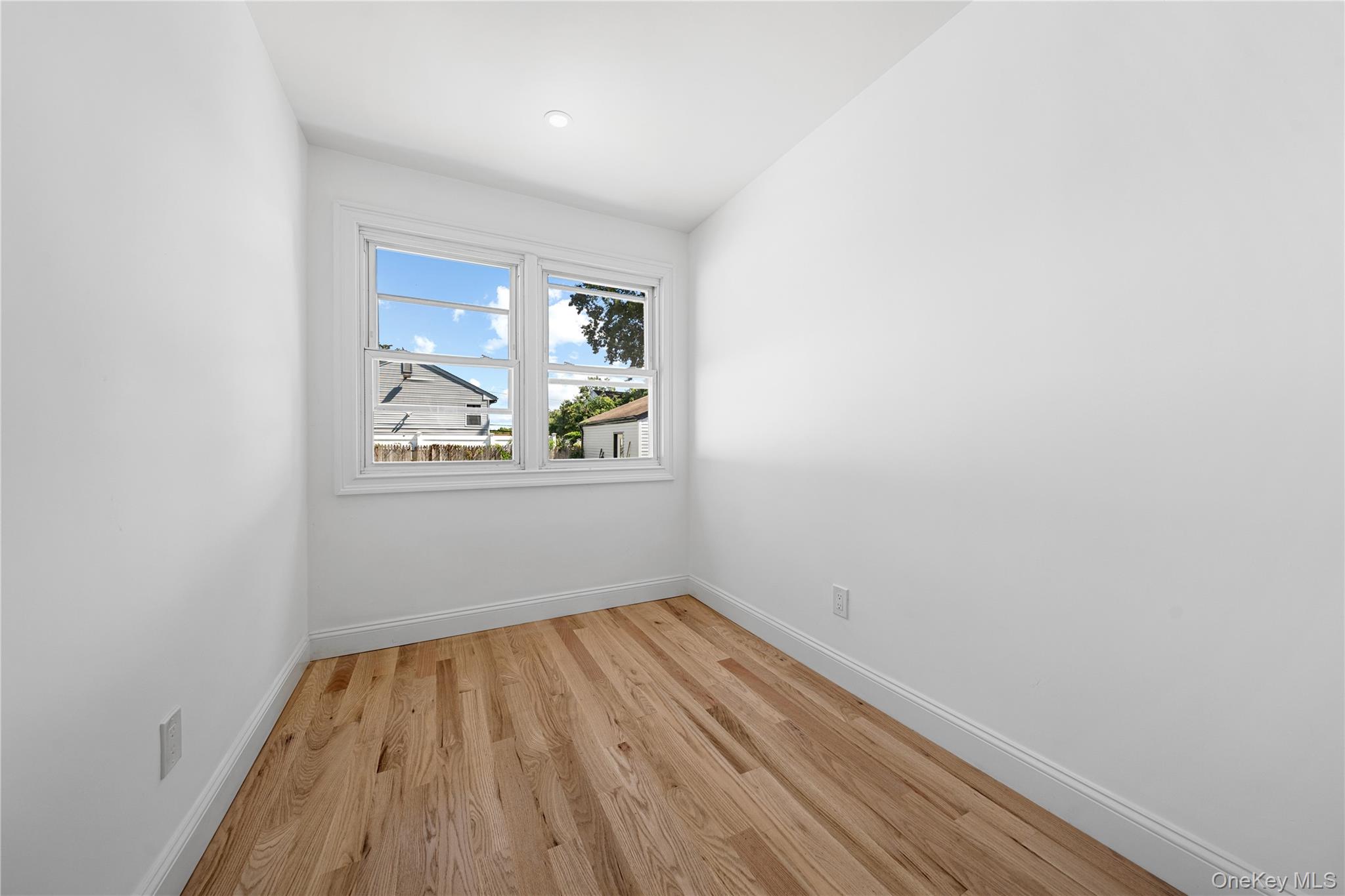 #10 photo, 87 Parsons Drive, 長島 Hempstead , NY 11550