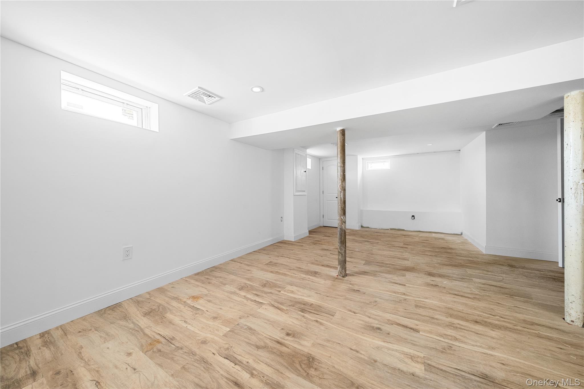 #19 photo, 87 Parsons Drive, 長島 Hempstead , NY 11550