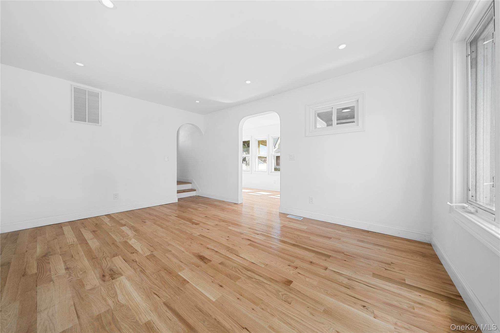 #8 photo, 87 Parsons Drive, 長島 Hempstead , NY 11550