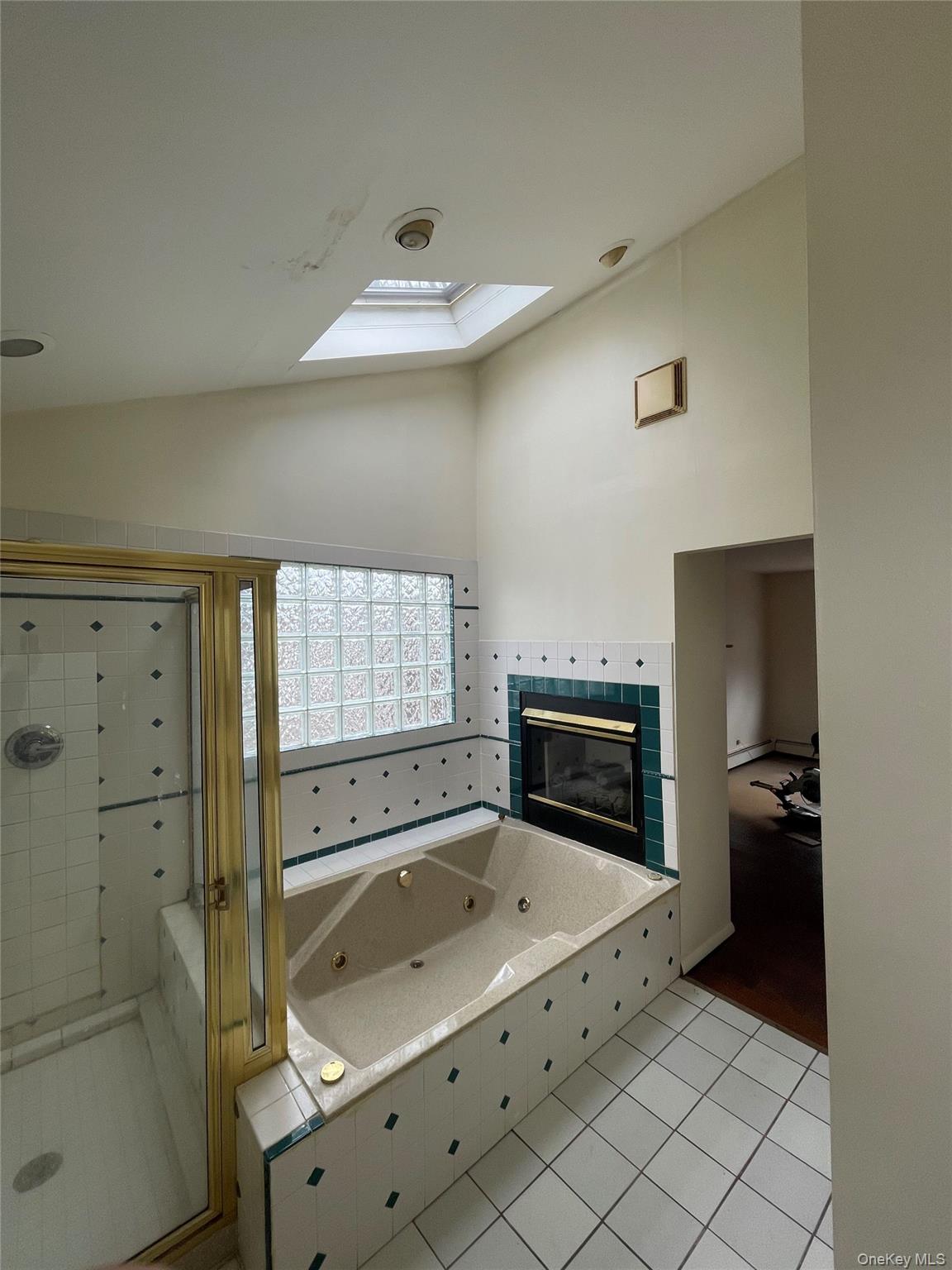 #8 photo, 173 Aspen Road, 東長島 Mastic Beach , NY 11951