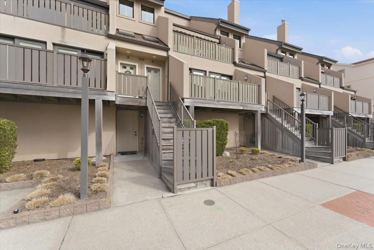 #1 photo, 379 W Broadway, מחוז נסאו Long Beach , NY 11561