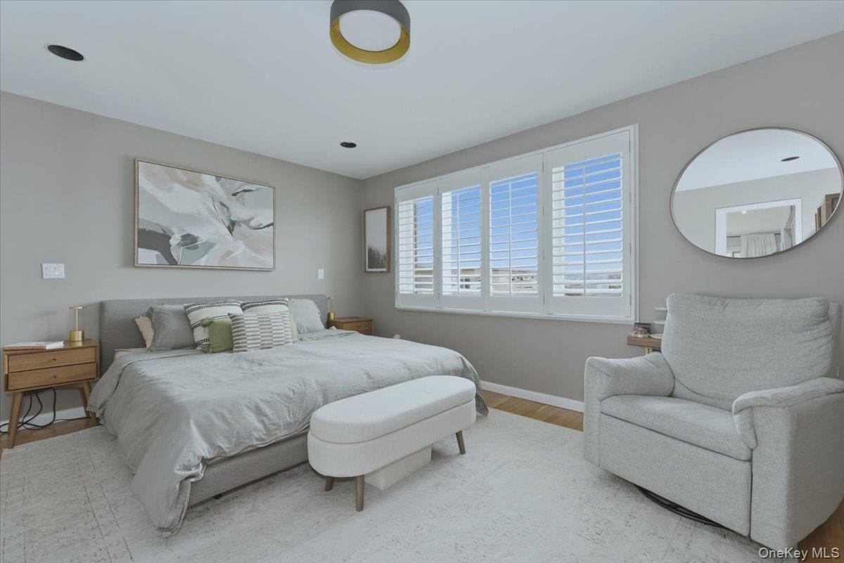 #15 photo, 379 W Broadway, מחוז נסאו Long Beach , NY 11561