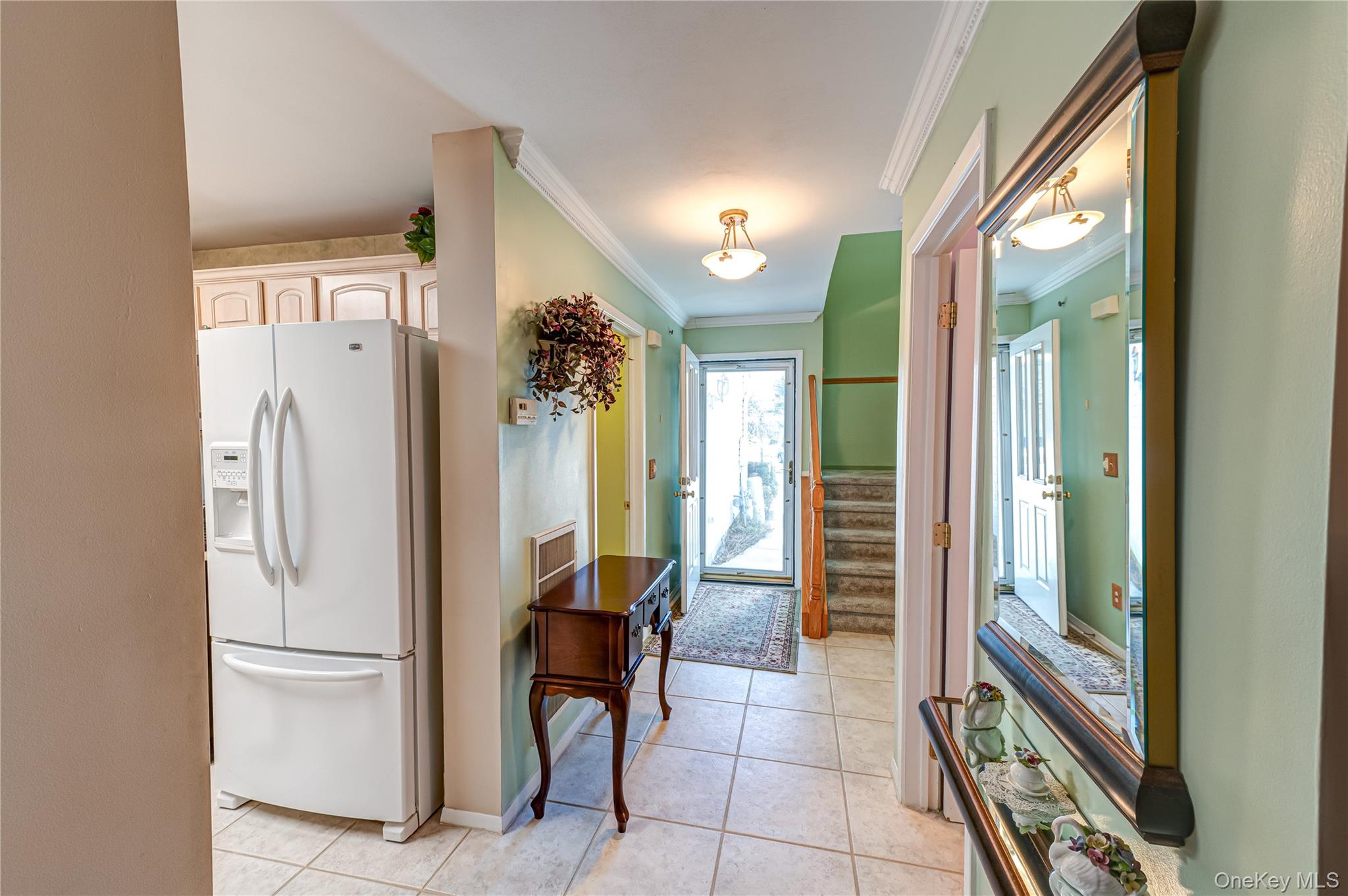 #12 photo, 210 Erik Drive, East Setauket , NY 11733