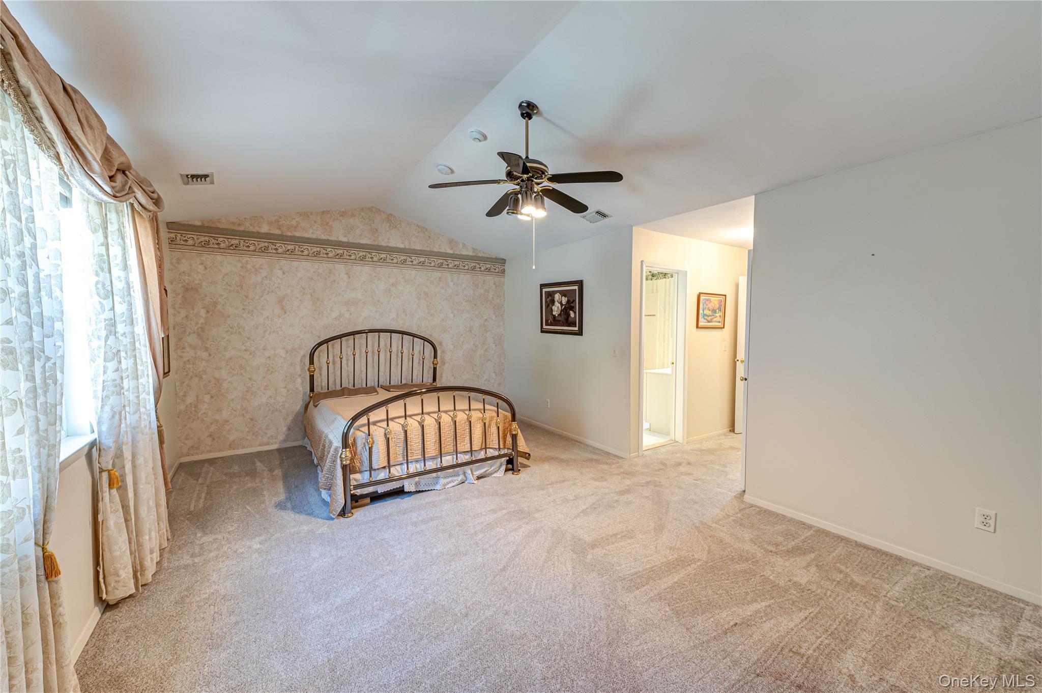 #17 photo, 210 Erik Drive, East Setauket , NY 11733