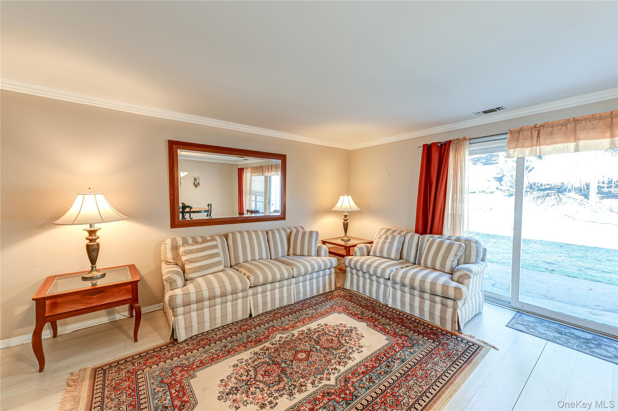 #6 photo, 210 Erik Drive, East Setauket , NY 11733