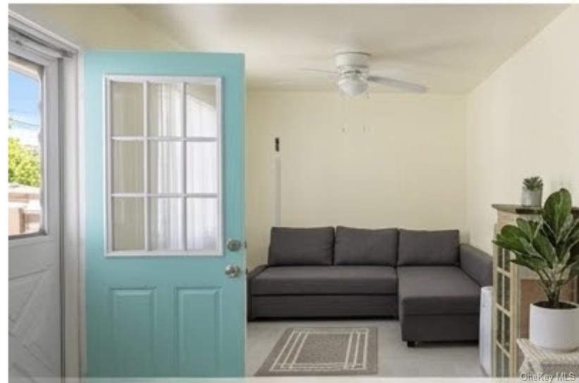 #3 photo, 15 Cottage Road, Саффолк ‖ Baiting Hollow , NY 11933