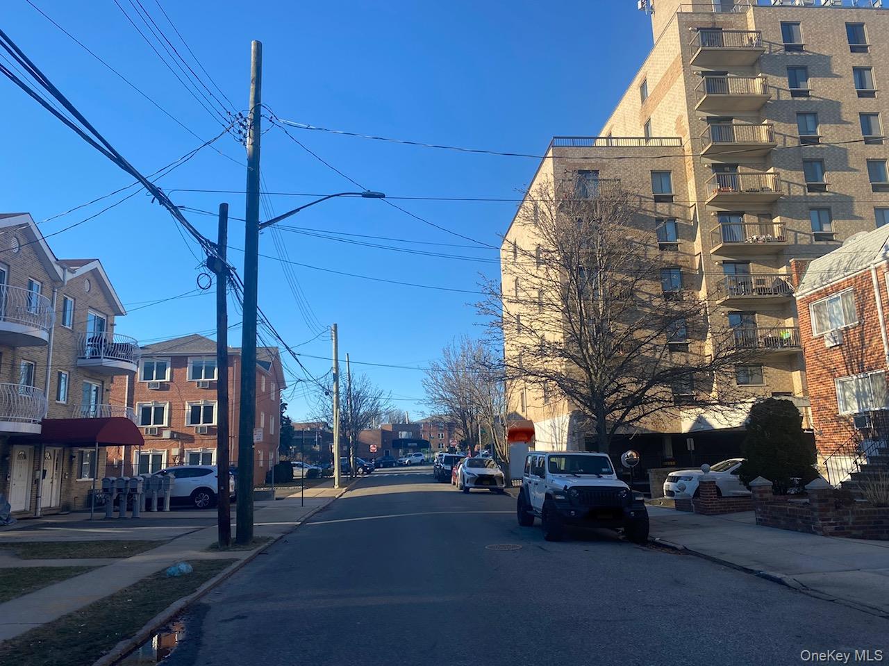 #12 photo, 42-22 213 Street level1 bayside, Bayside , NY 11361