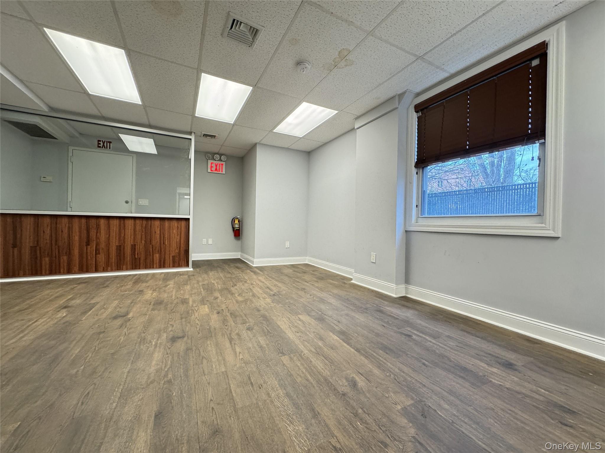 #2 photo, 42-22 213 Street level1 bayside, Bayside , NY 11361