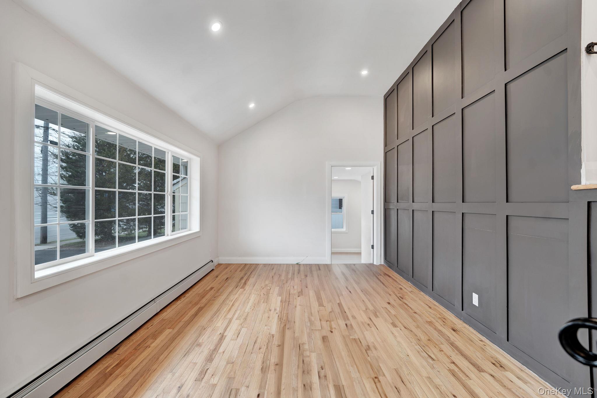 #4 photo, 40 Durhamoc Lane, सफ़ोक काउंटी North Babylon , NY 11703