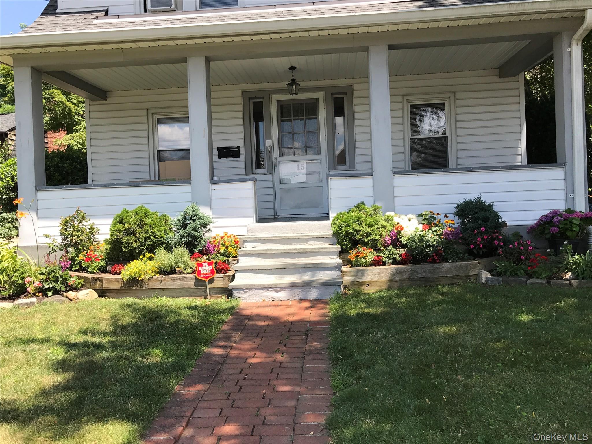 #1 photo, 15 Maple Grove Street, 롱 아일랜드 Great Neck , NY 11023