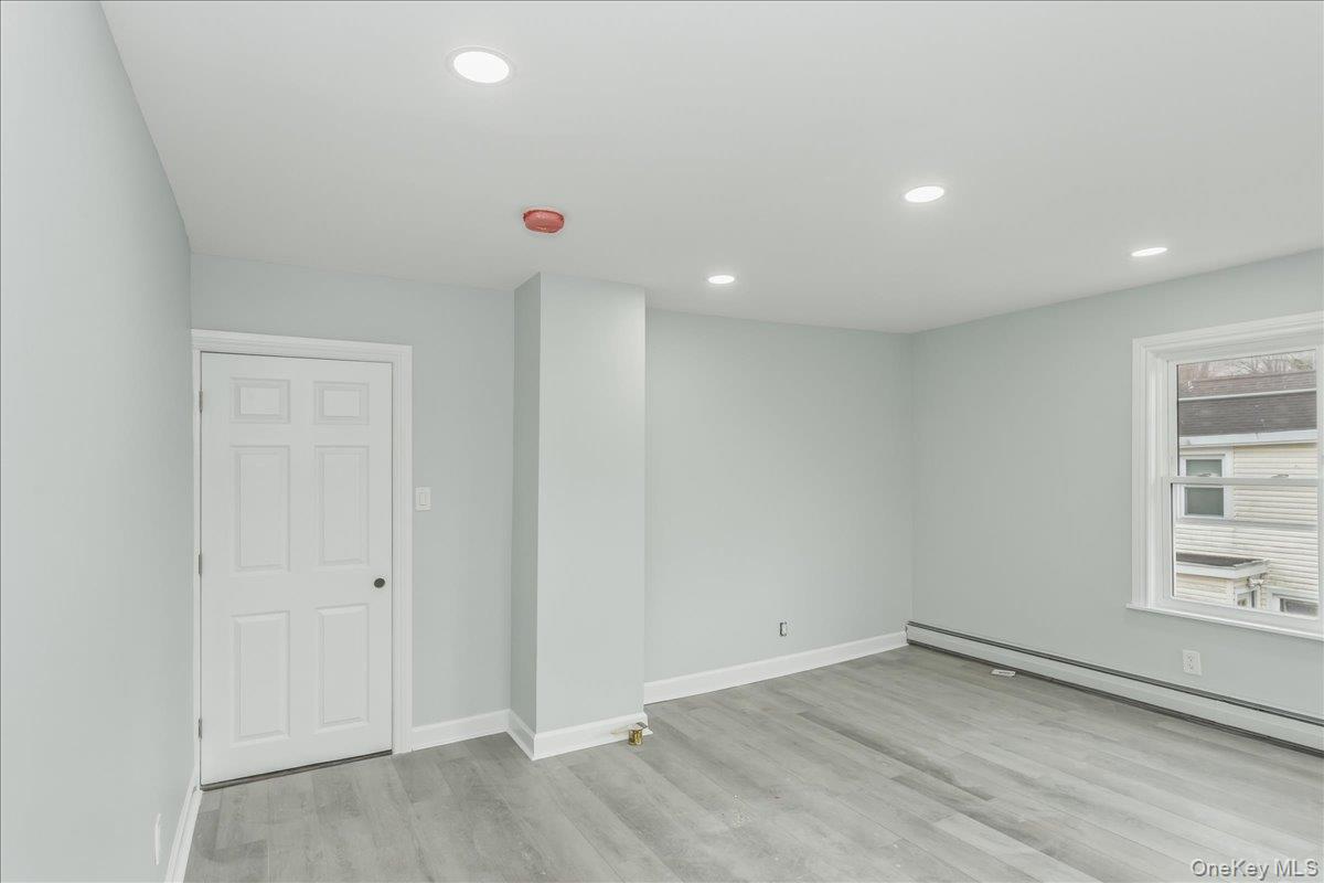 #12 photo, 75 Anstice Street, Oyster Bay , NY 11771