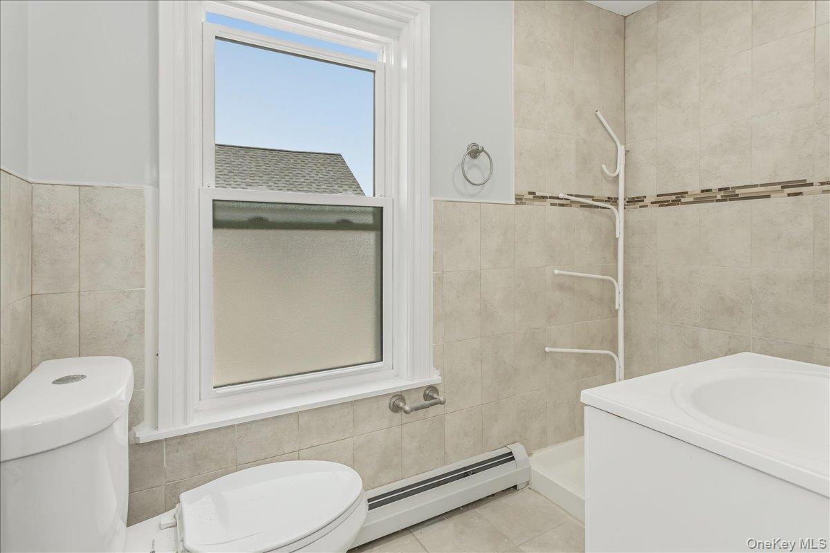 #14 photo, 75 Anstice Street, Oyster Bay , NY 11771