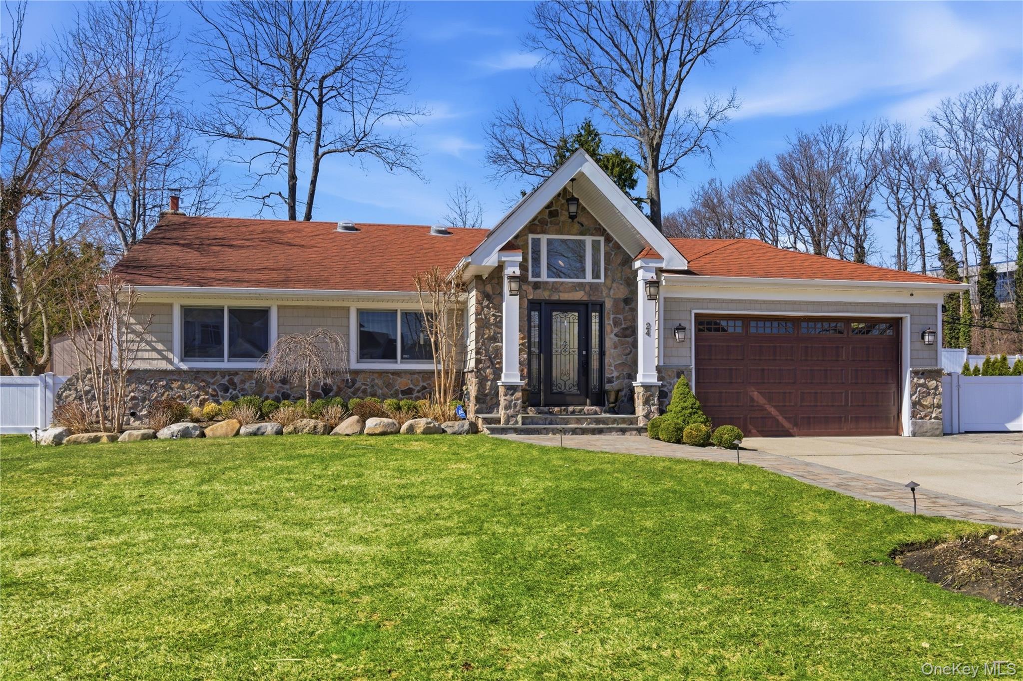 #3 photo, 24 Green Drive, מחוז נסאו Roslyn , NY 11576