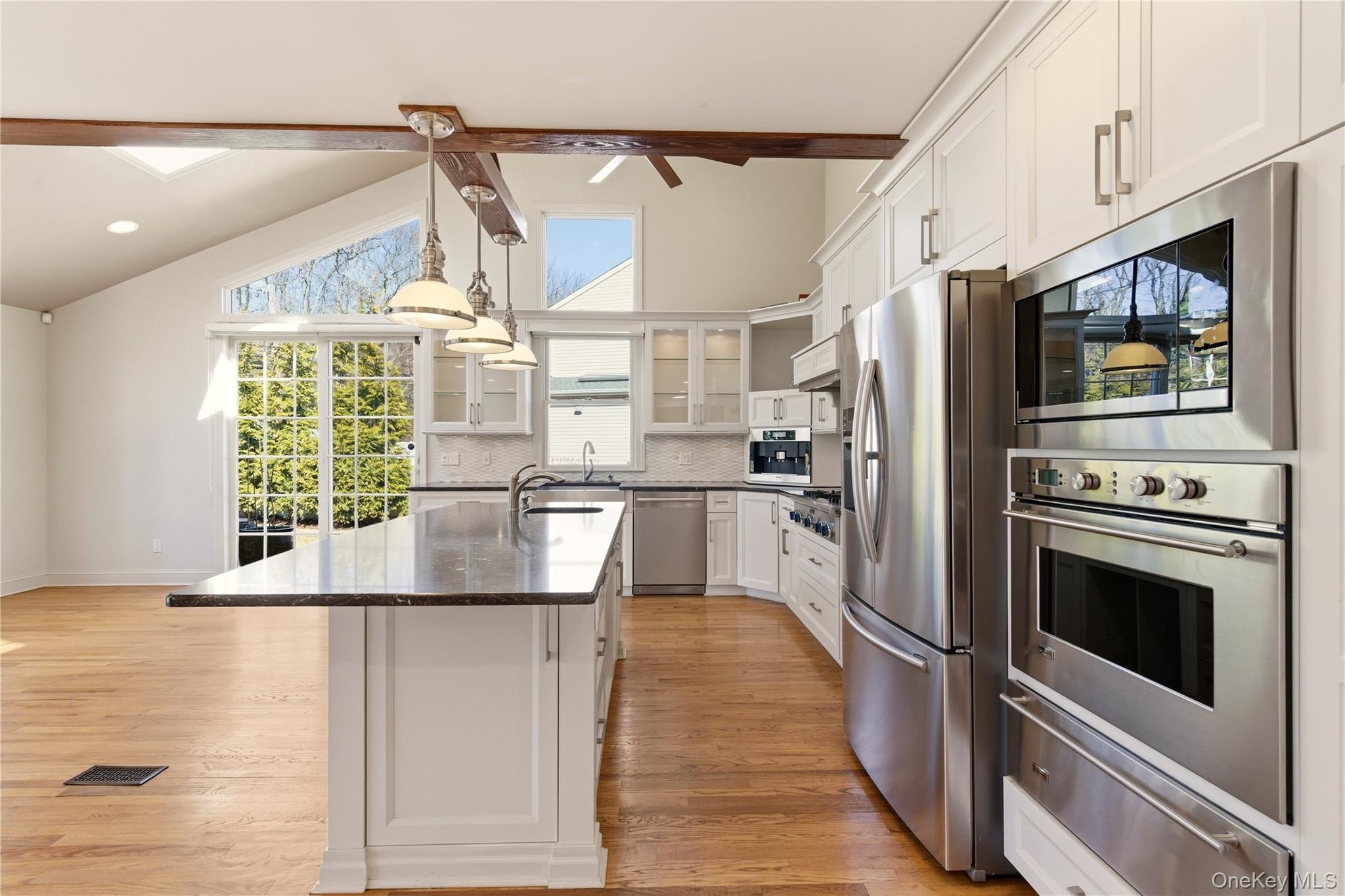 #7 photo, 24 Green Drive, מחוז נסאו Roslyn , NY 11576