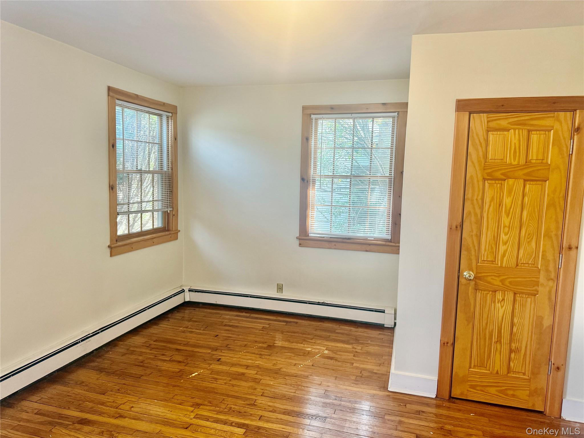 #18 photo, 953 Ripley Lane, Oyster Bay , NY 11771