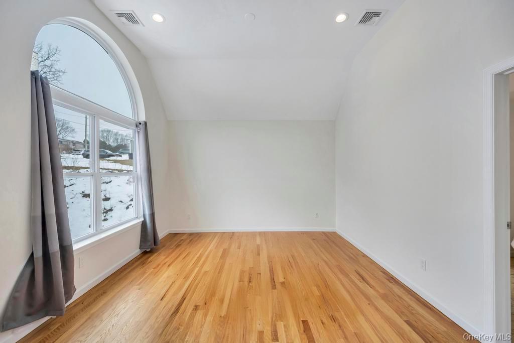 #11 photo, 65 Ozark Street, Riverhead , NY 11779