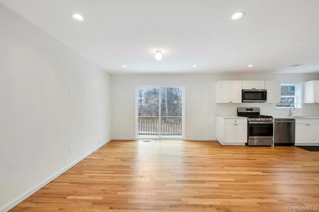 #19 photo, 65 Ozark Street, Riverhead , NY 11779