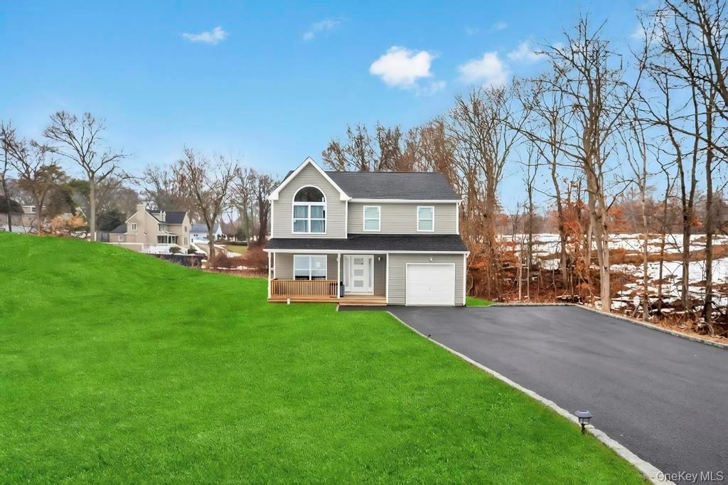 #3 photo, 65 Ozark Street, Riverhead , NY 11779