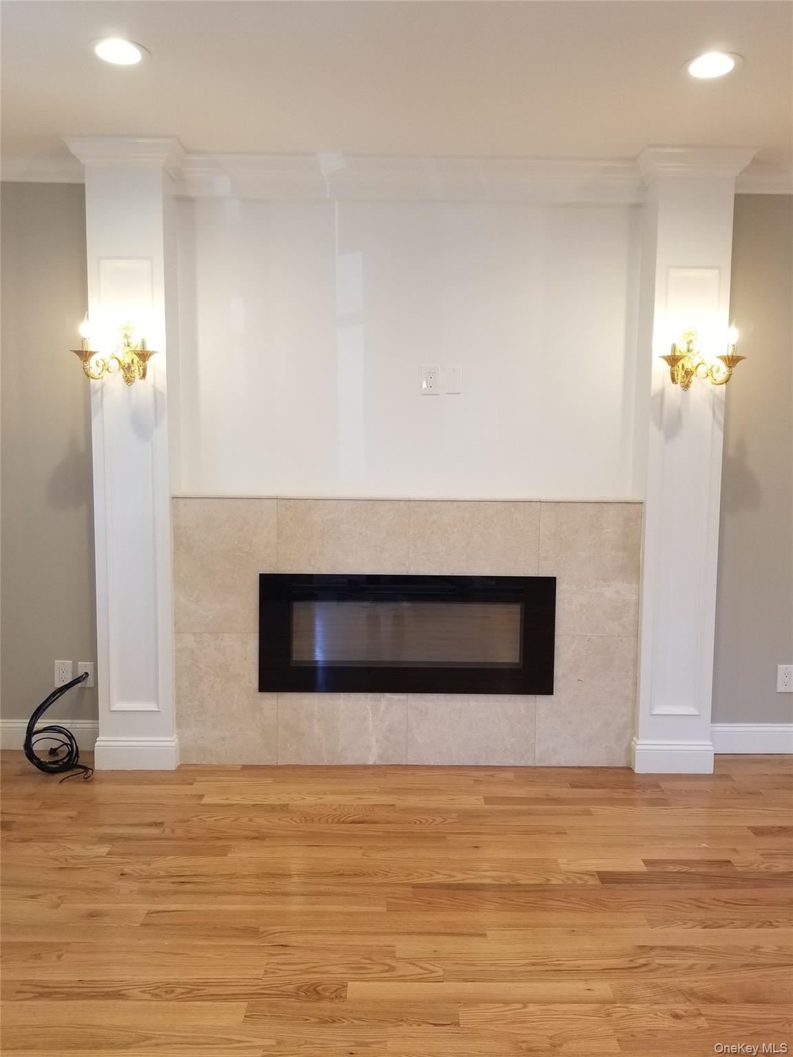 #8 photo, 60 Arlington Street, 롱 아일랜드 Mineola , NY 11501