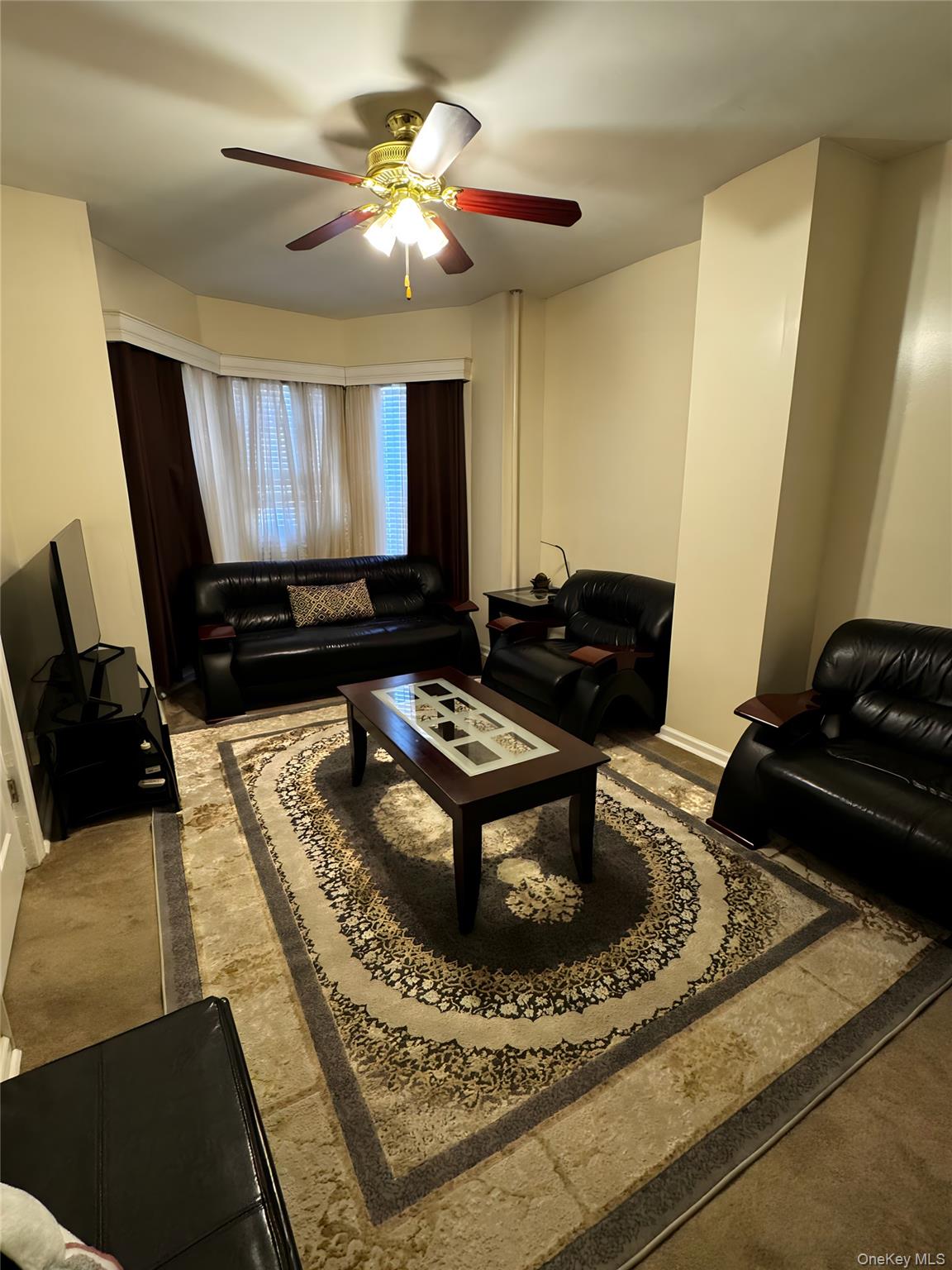 #4 photo, 9530 117th Street, קווינס Richmond Hill S. , NY 11419