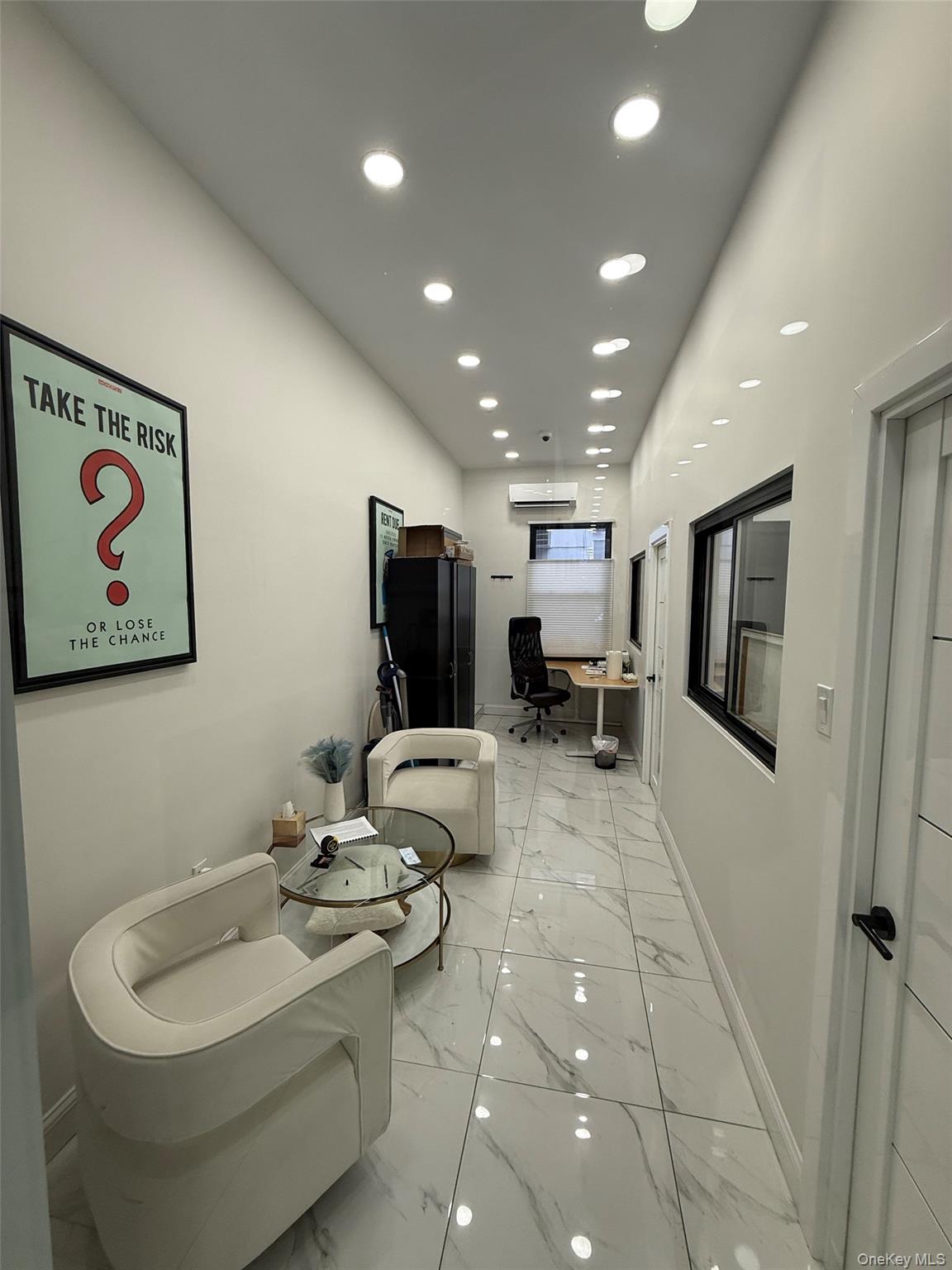 #8 photo, 40-03 Bell Boulevard, बेसाइड Bayside , NY 11361