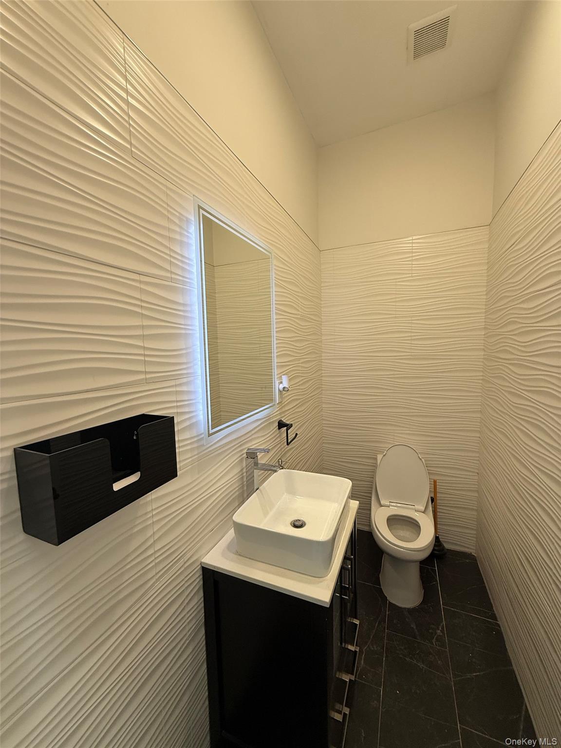 #9 photo, 40-03 Bell Boulevard, बेसाइड Bayside , NY 11361