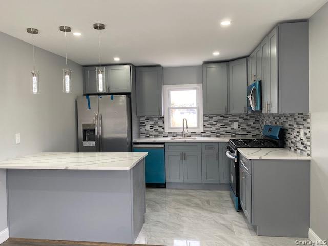 #2 photo, 8 Grant Avenue, Brentwood , NY 11717