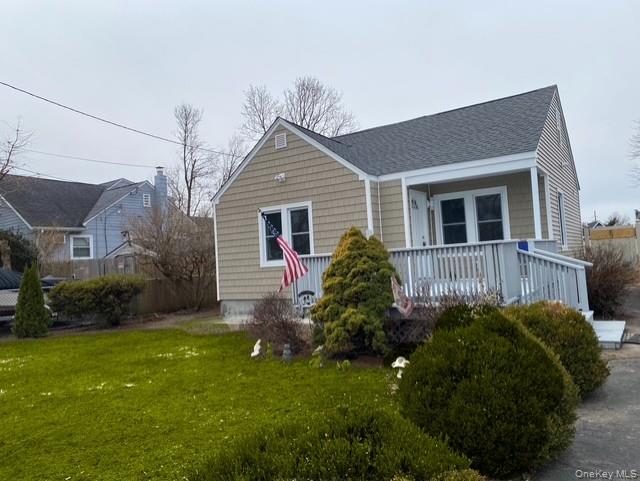 #3 photo, 8 Grant Avenue, Brentwood , NY 11717