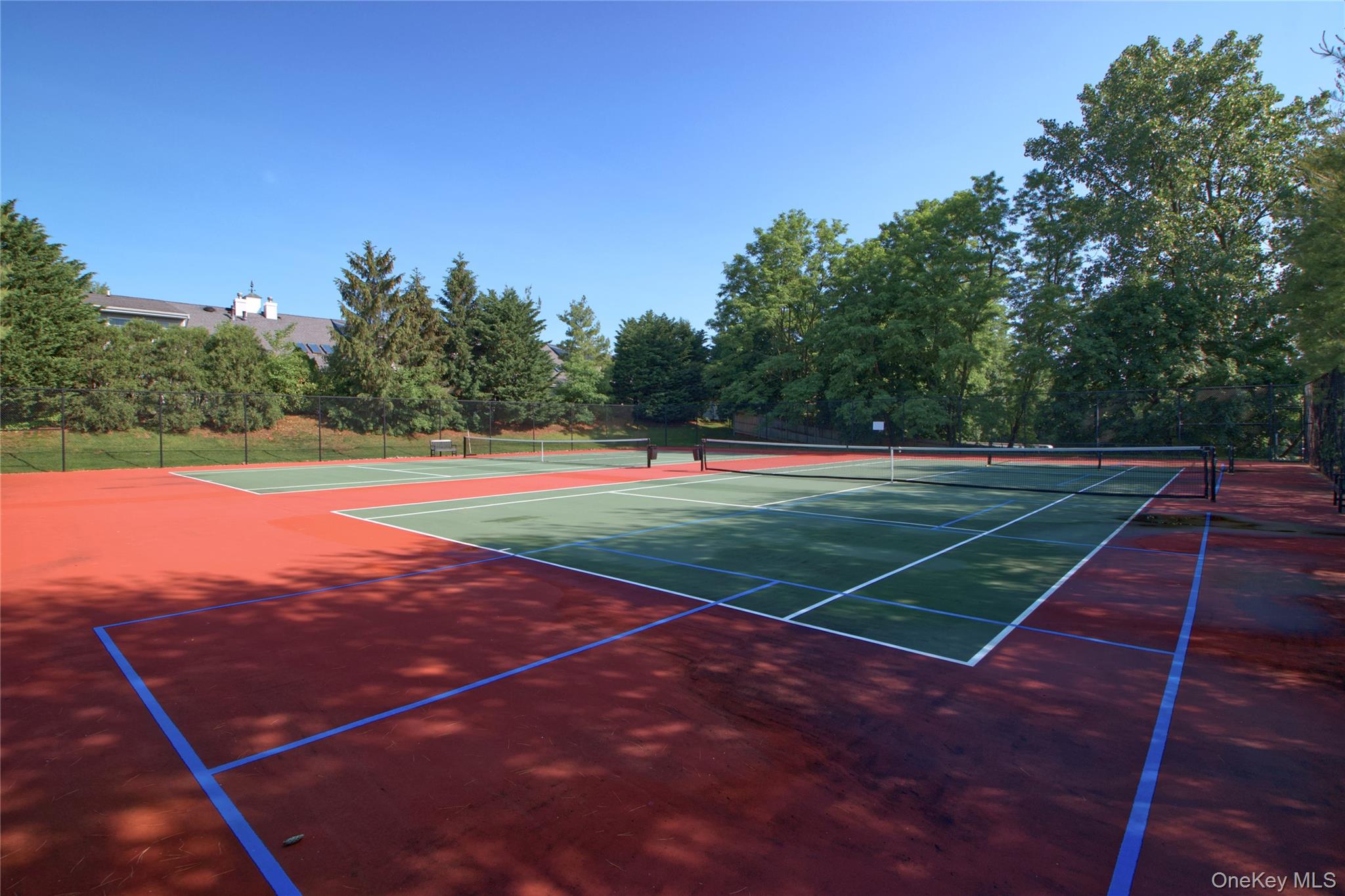 #12 photo, 145 Pond View Drive, מחוז נסאו Port Washington , NY 11050