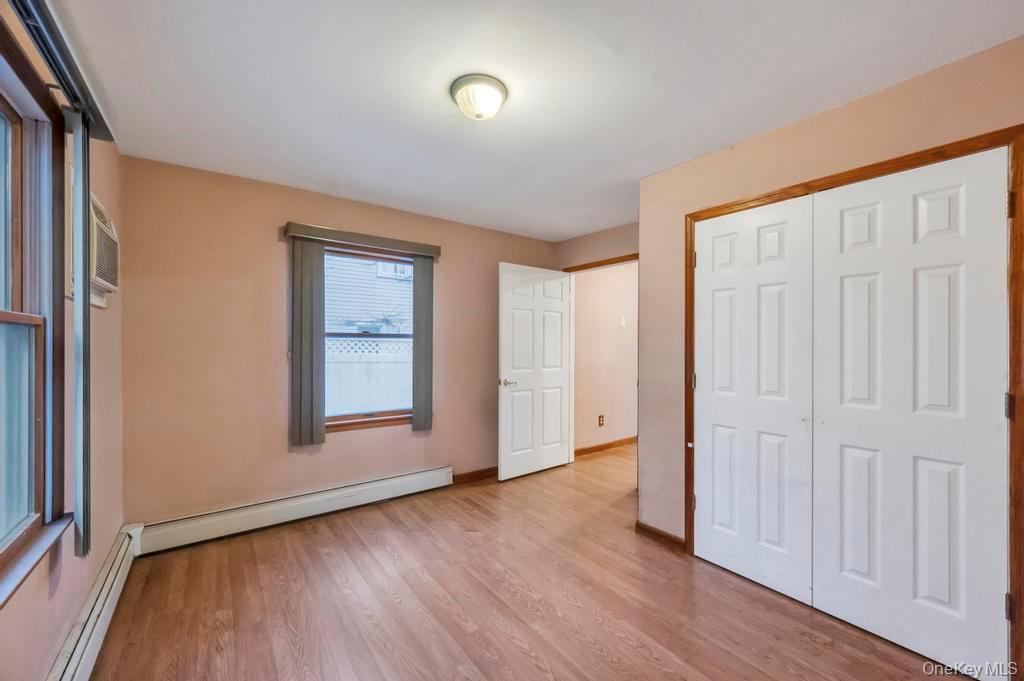 #12 photo, 33 Pond Lane, Levittown , NY 11756