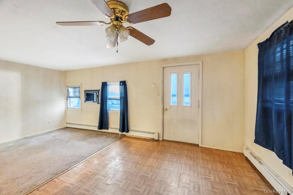 #15 photo, 33 Pond Lane, Levittown , NY 11756