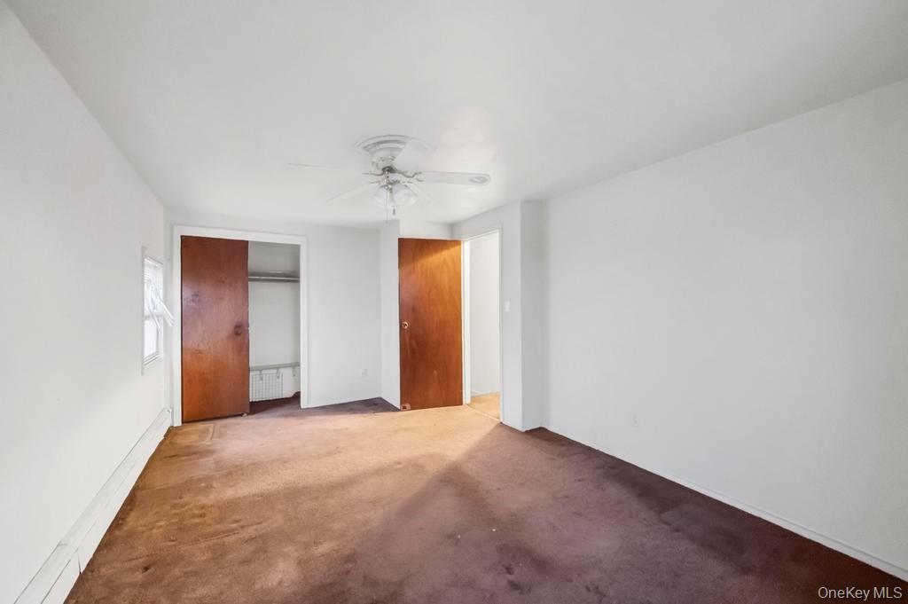 #16 photo, 33 Pond Lane, Levittown , NY 11756