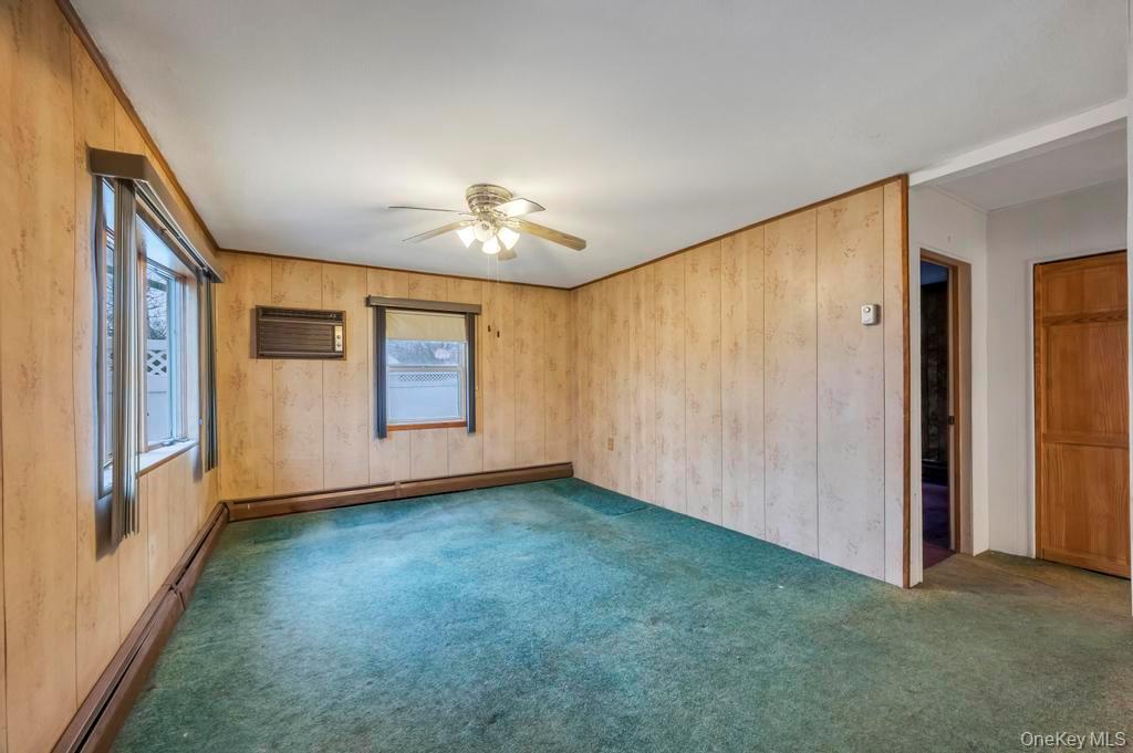 #3 photo, 33 Pond Lane, Levittown , NY 11756