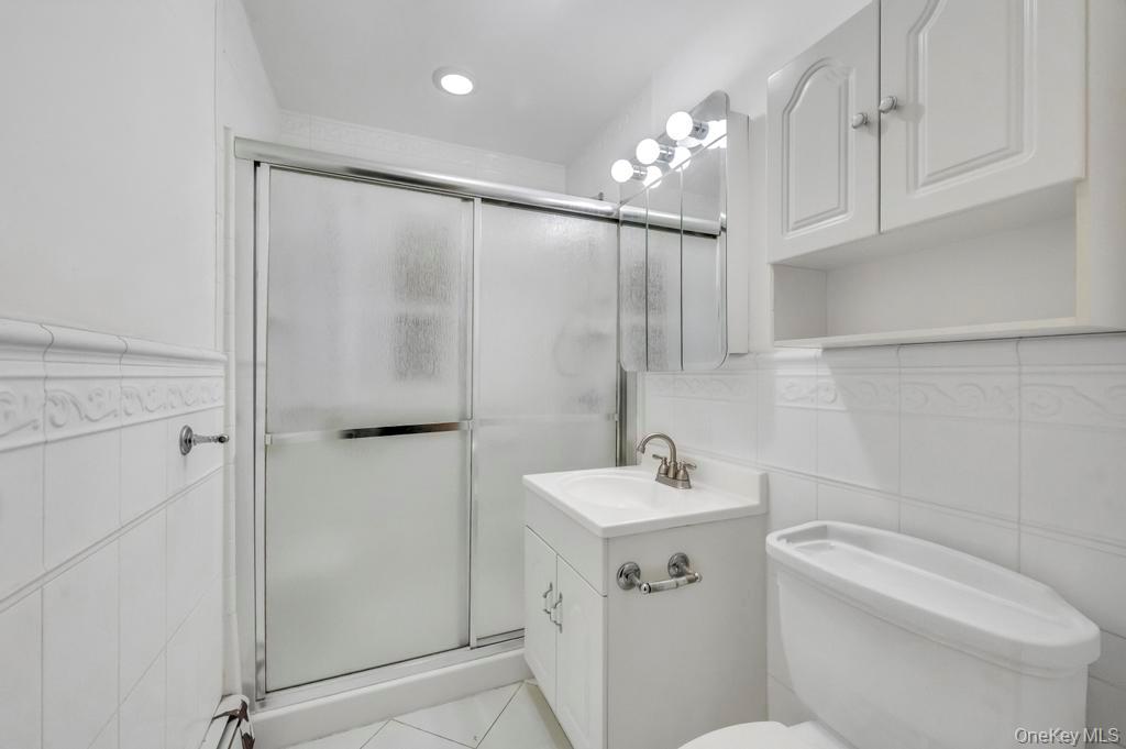 #7 photo, 33 Pond Lane, Levittown , NY 11756