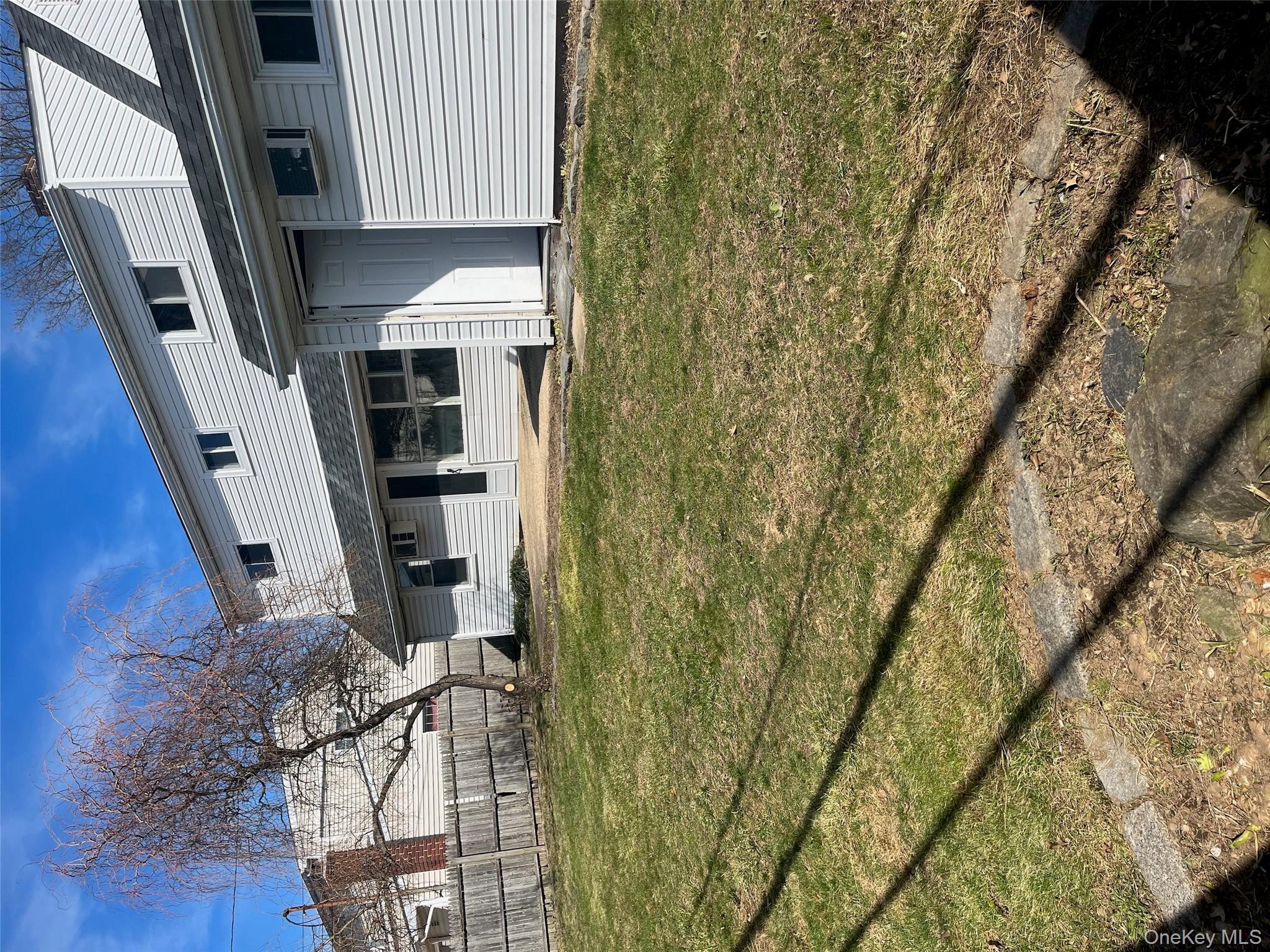 #18 photo, 54 Ramble Lane, Levittown , NY 11756