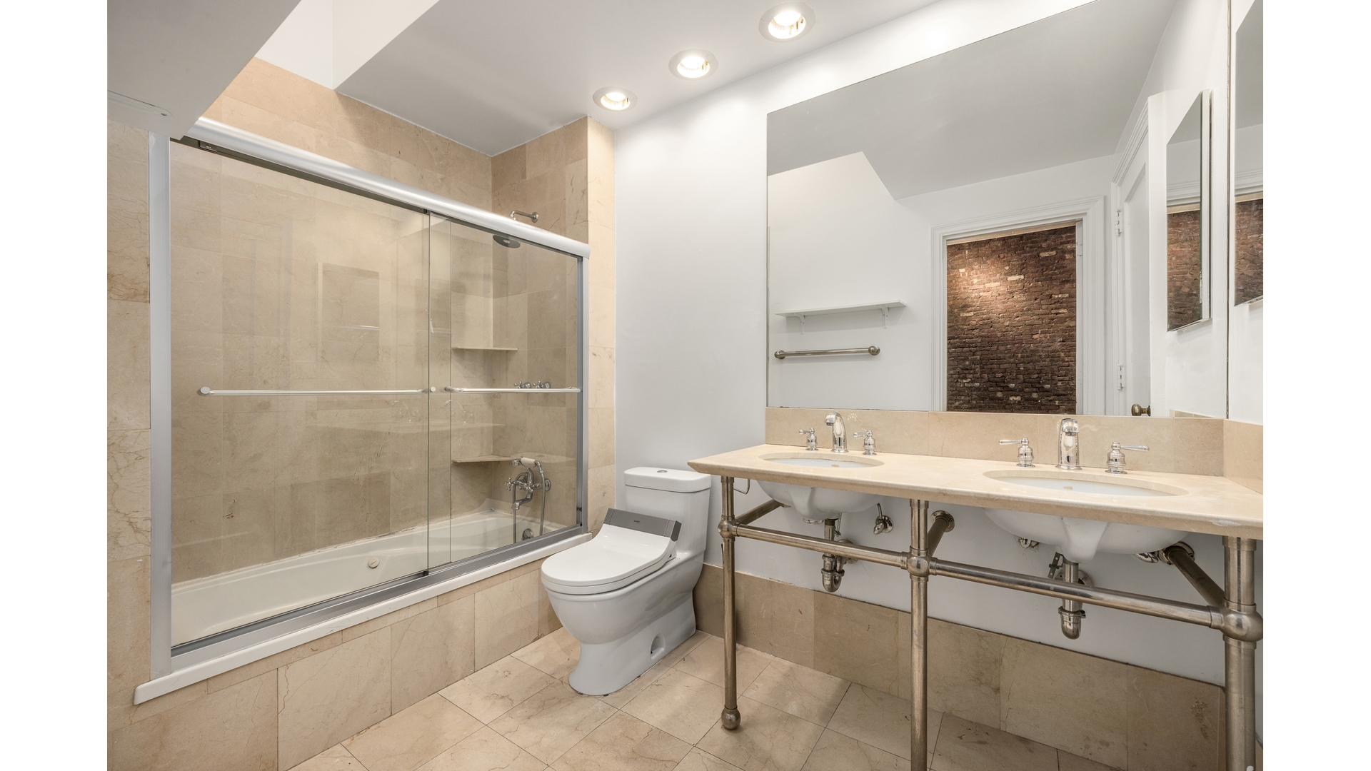 #9 photo, 62 GRAND Street, 맨해튼 SoHo , NY 10013