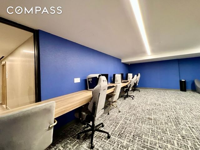 #15 photo, 46-30 Center Boulevard, Long Island City , NY 11109