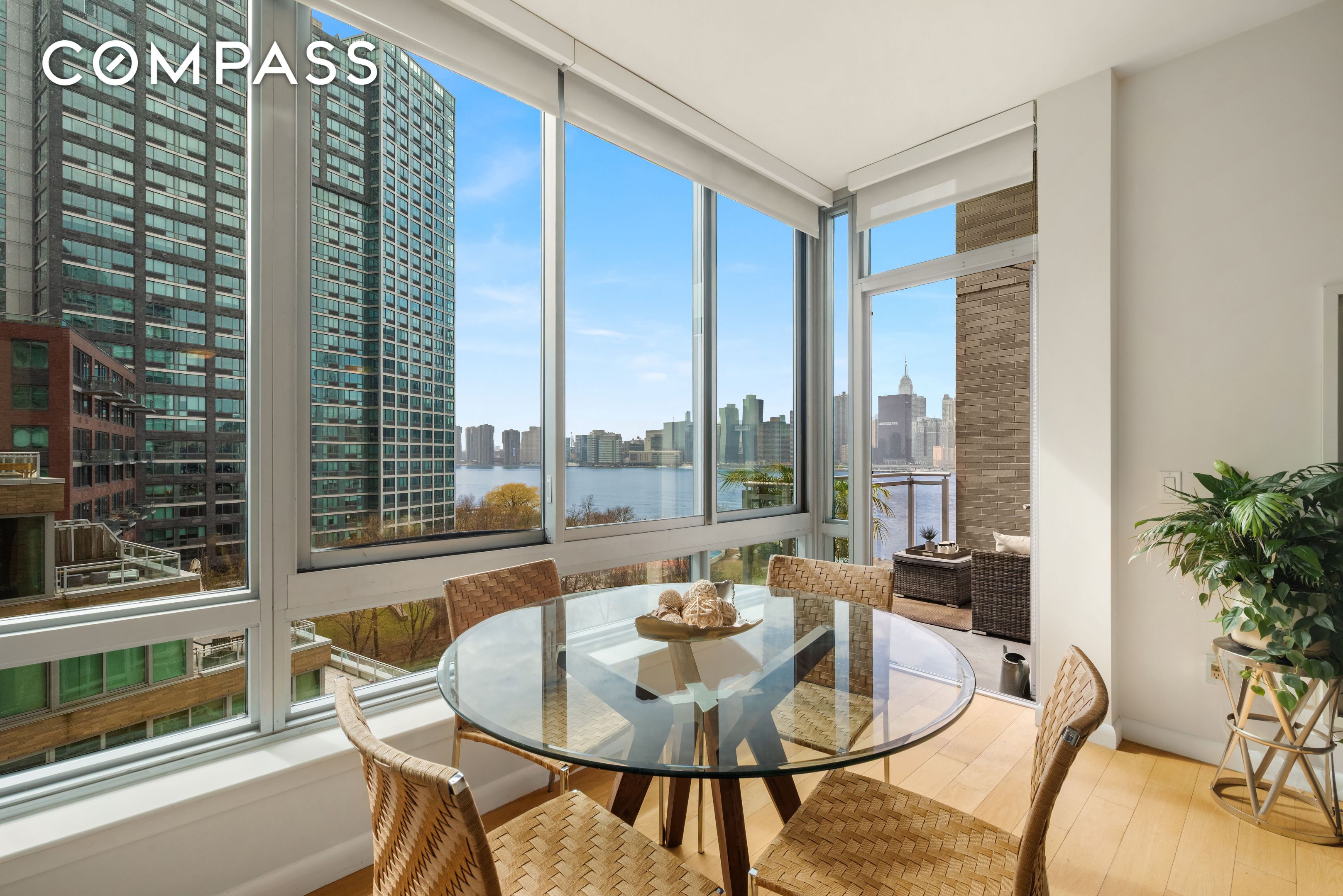 #3 photo, 46-30 Center Boulevard, Куинс ‖ Long Island City , NY 11109