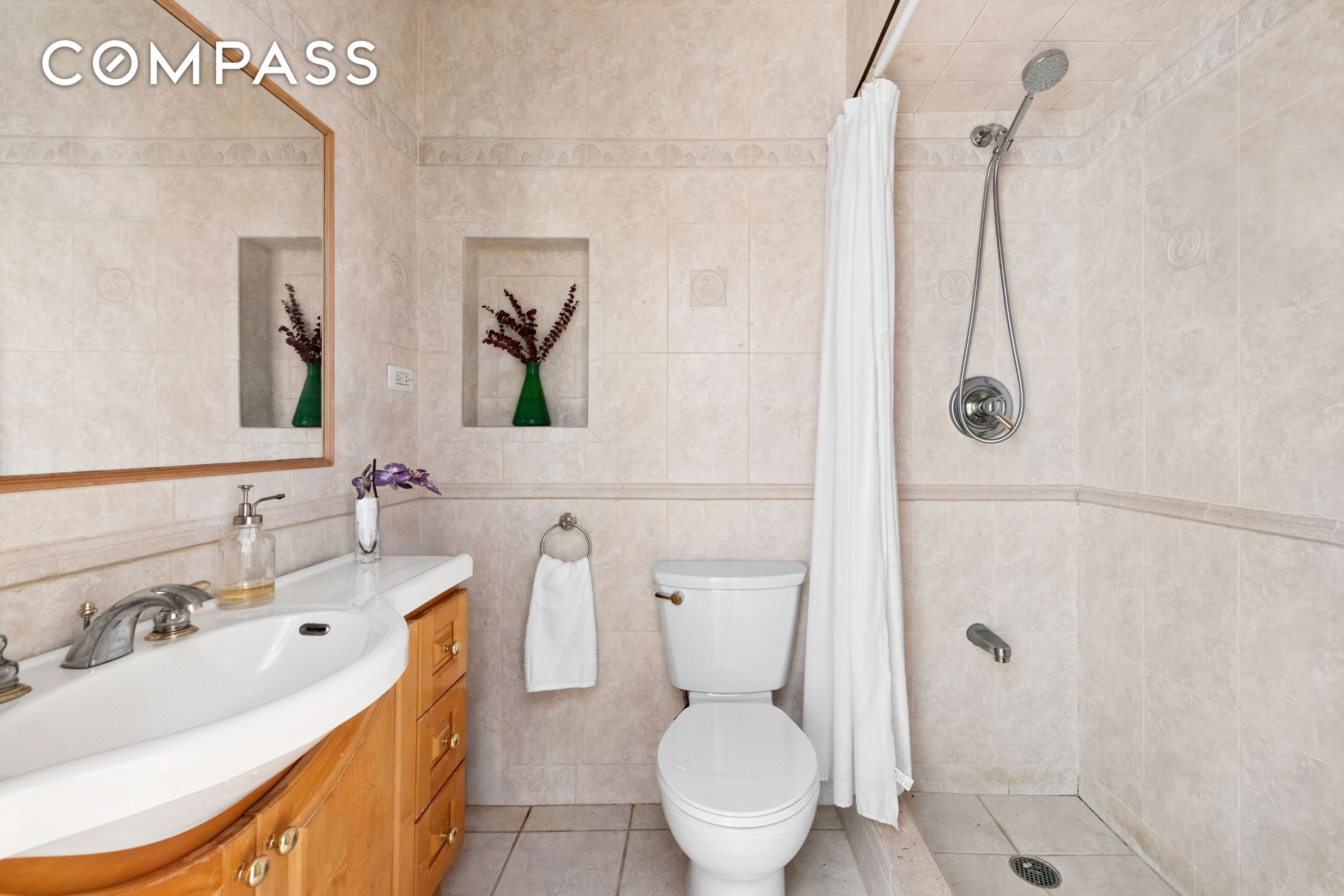 #7 photo, 225 Central Park W, Манхэттен ‖ Upper West Side , NY 10024