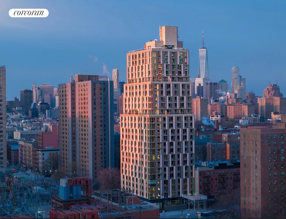 #13 photo, 644 E 14TH Street, マンハッタン East Village , NY 10009