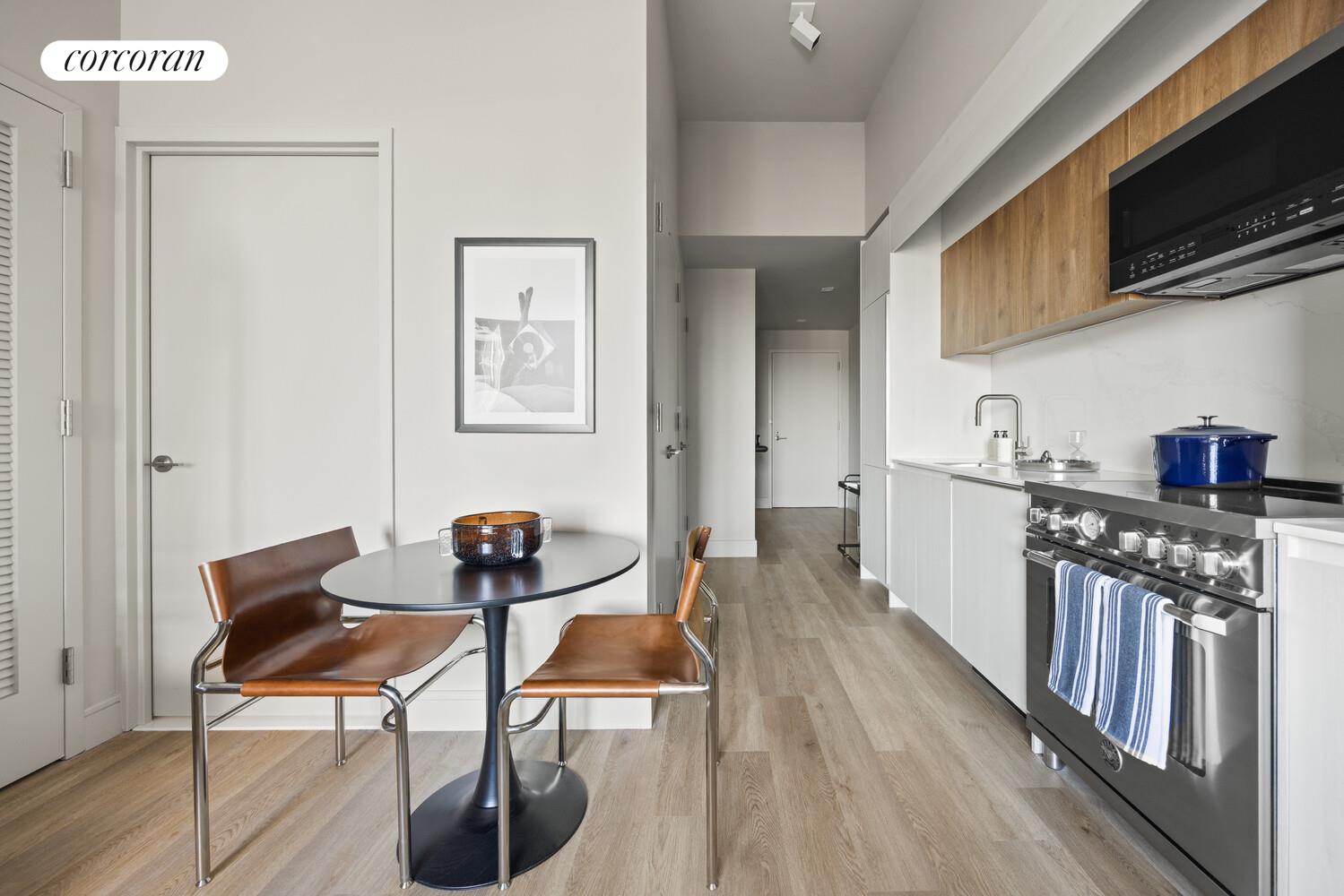 #3 photo, 644 E 14TH Street, マンハッタン East Village , NY 10009