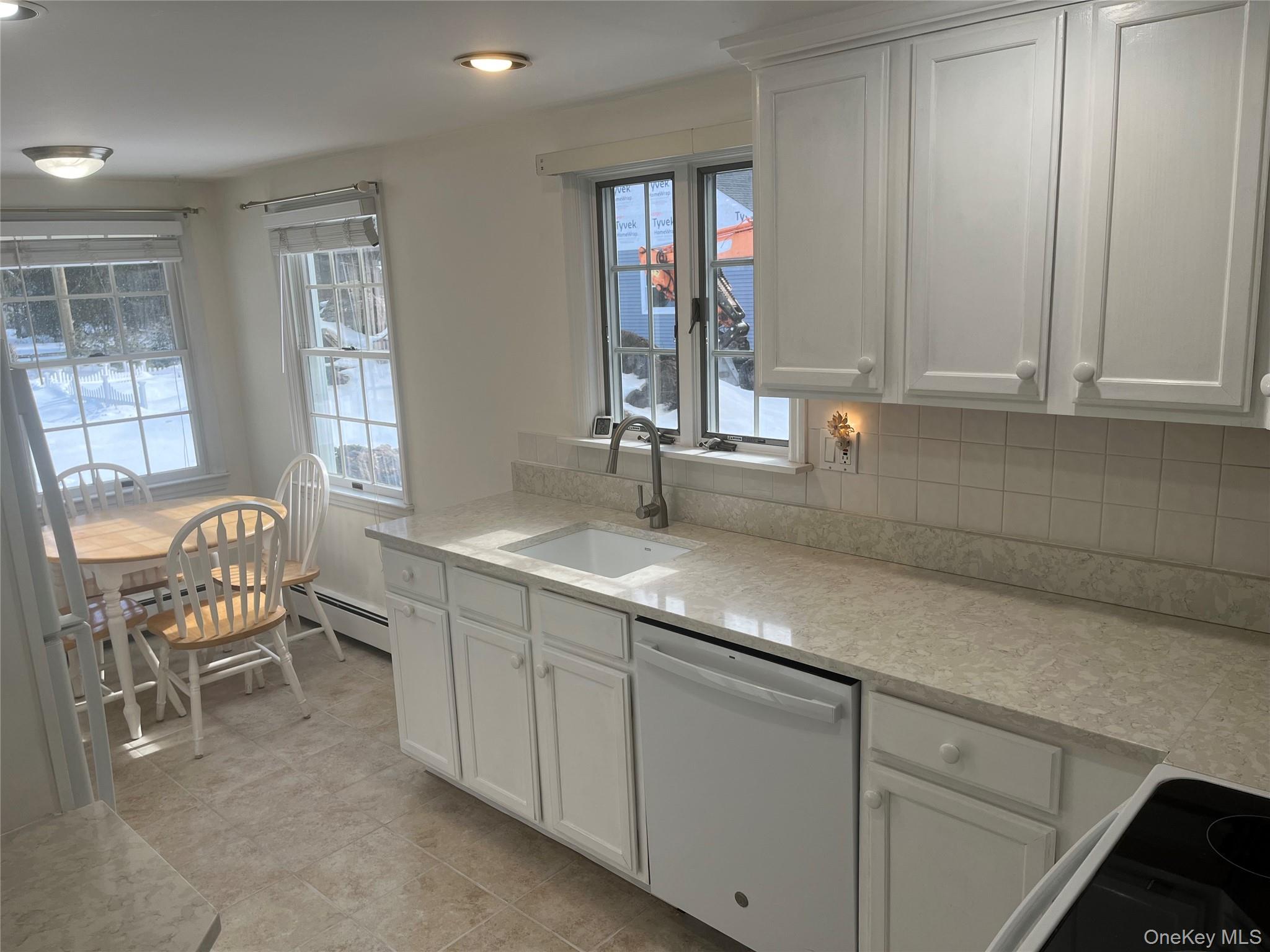 #5 photo, 17 Washington Avenue, Bedford , NY 10506