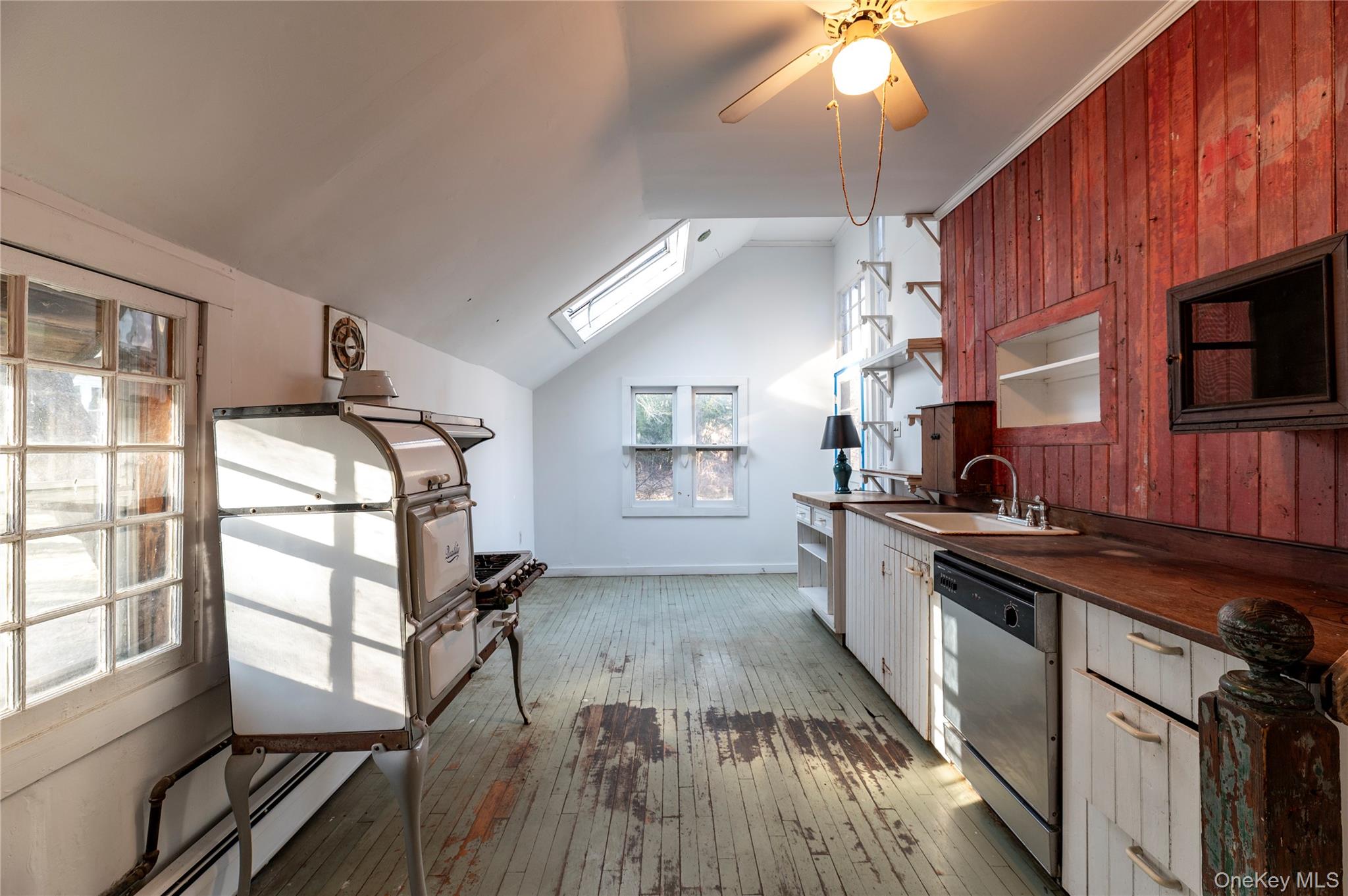 #10 photo, 118 Washington Spring Road, Palisades , NY 10964