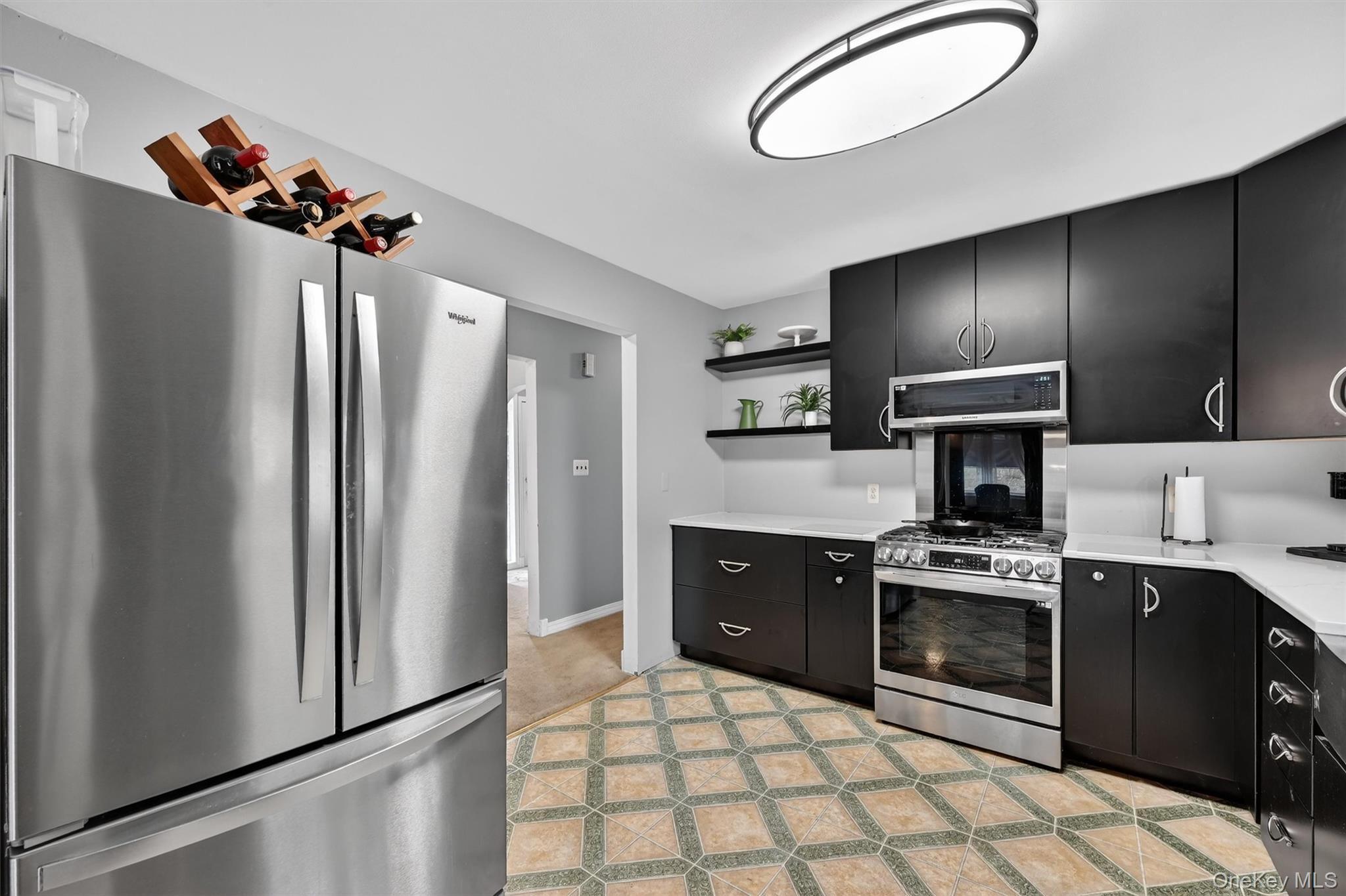 #19 photo, 385 Route 284, Westtown , NY 10998