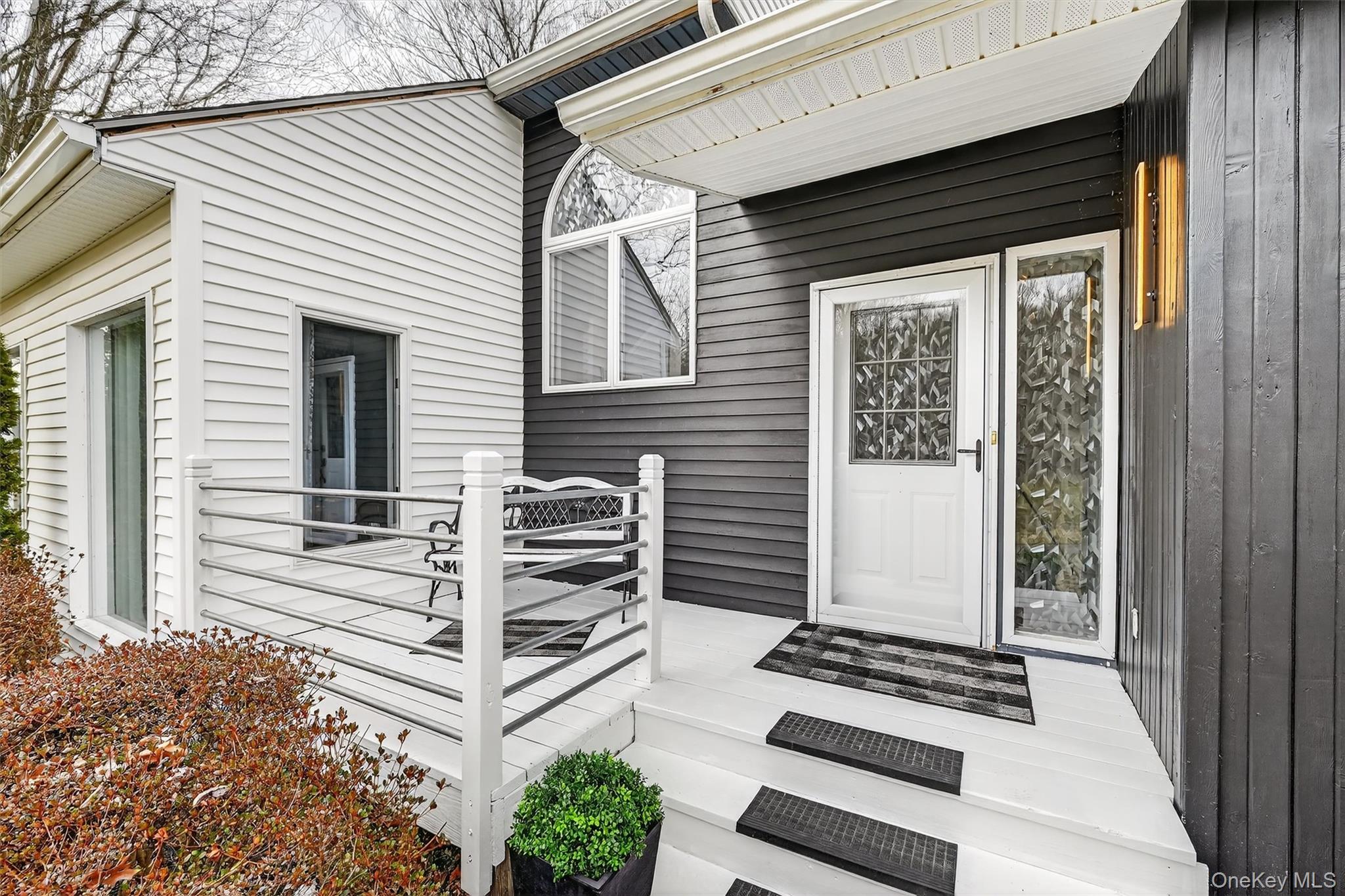 #5 photo, 385 Route 284, Westtown , NY 10998