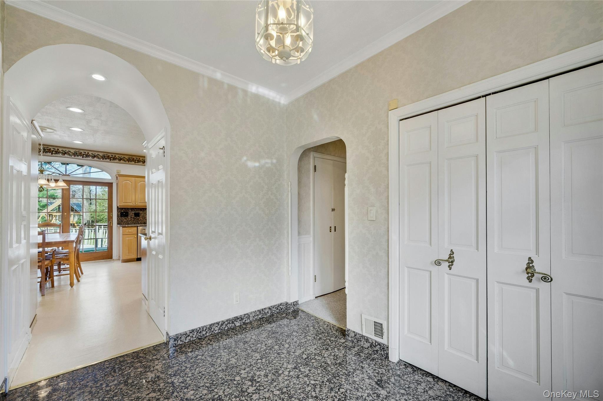 #14 photo, 115 Elizabeth Road, New Rochelle , NY 10804